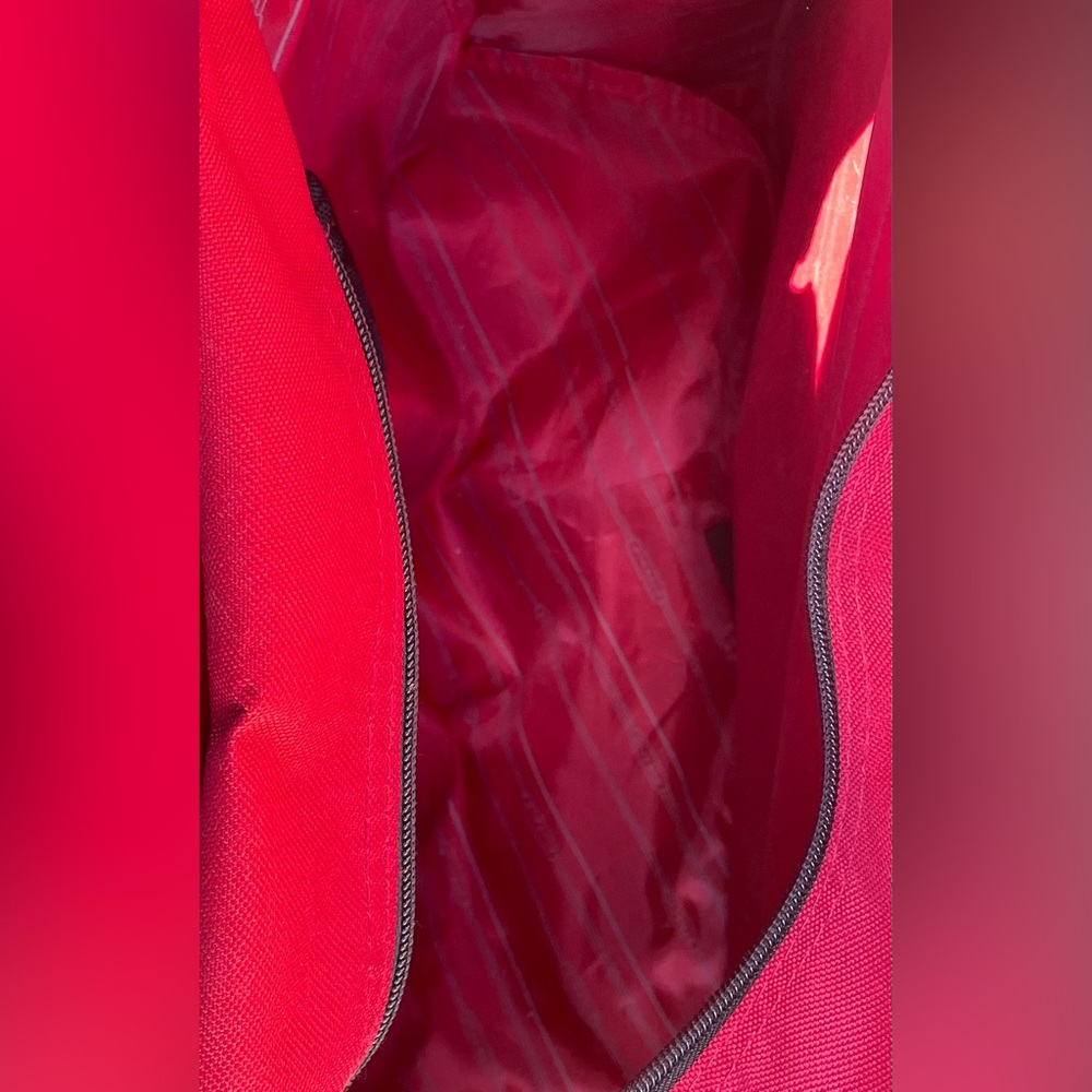 Red Rolling Storage Bag - Picture 3 of 3